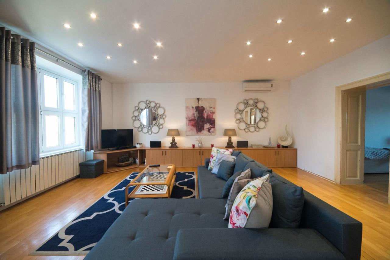 Octogon Apartment Zagreb Exteriör bild