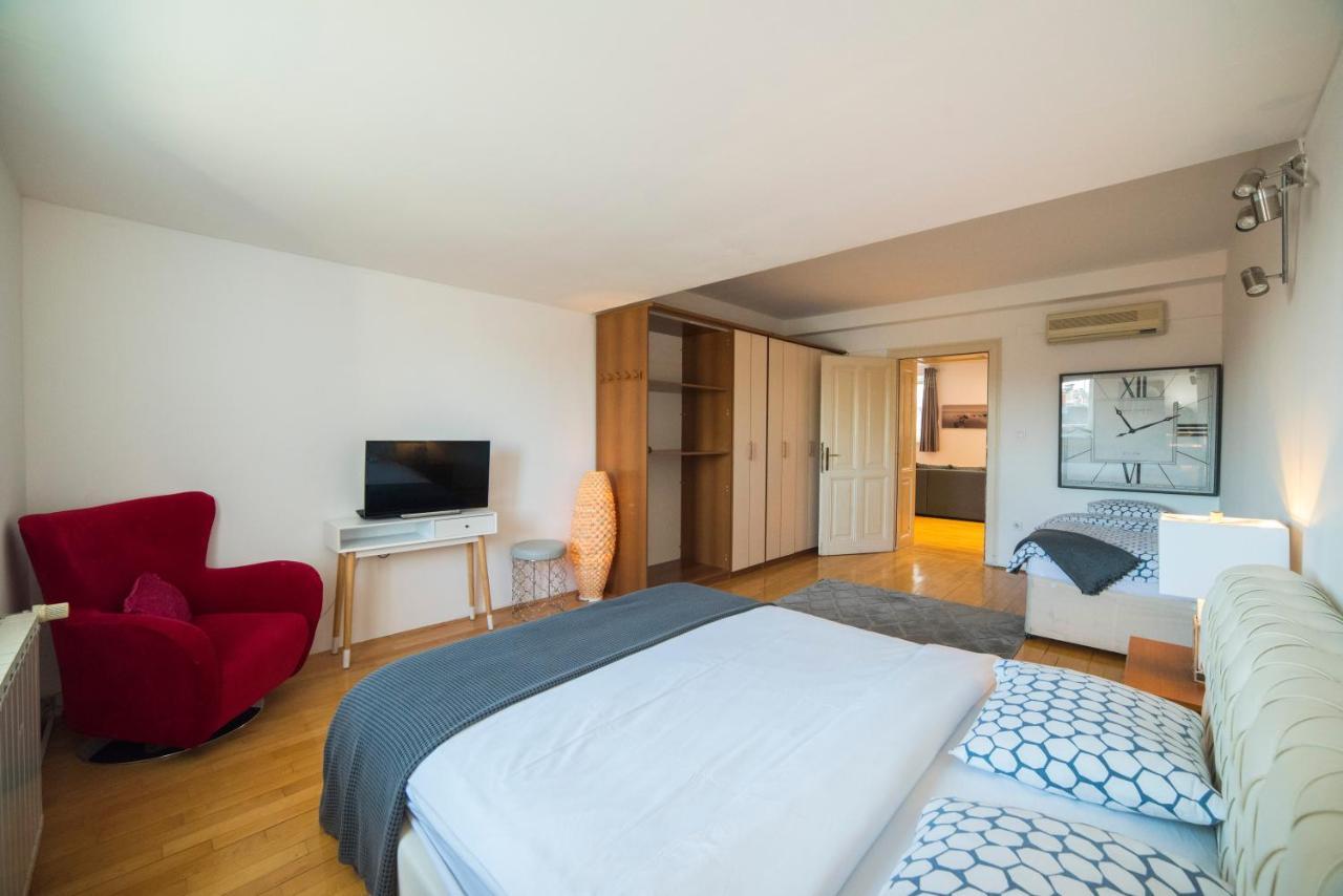 Octogon Apartment Zagreb Exteriör bild